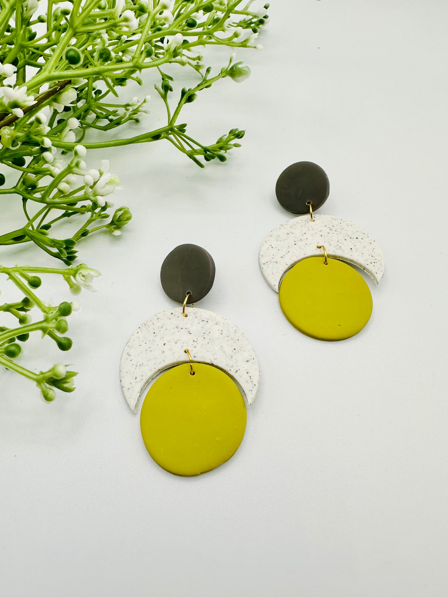 Phase Earrings - gray/green