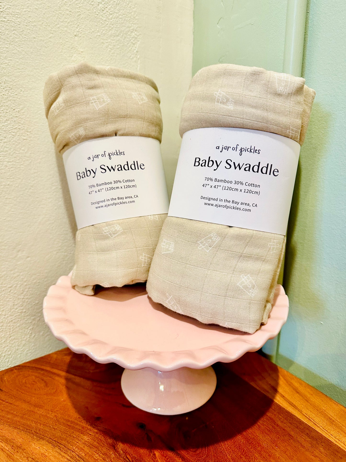 Boba Swaddle Blanket: Oatmeal