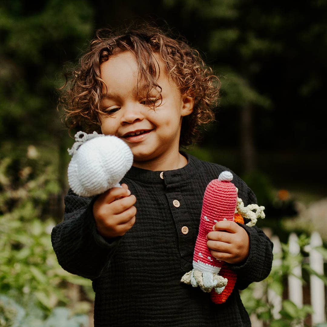 Friendly Plush Toy Garlic Rattle
