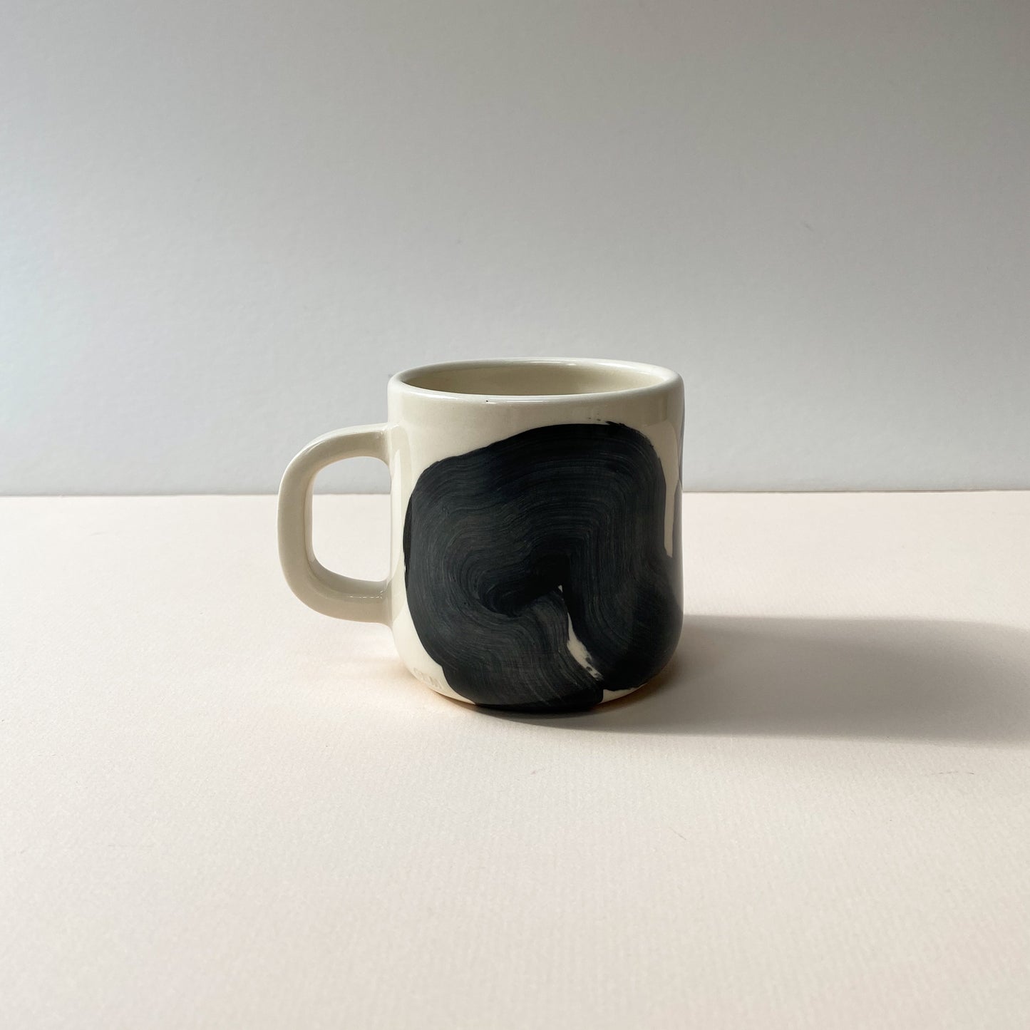 Porcelain Black Brush Pattern Mug
