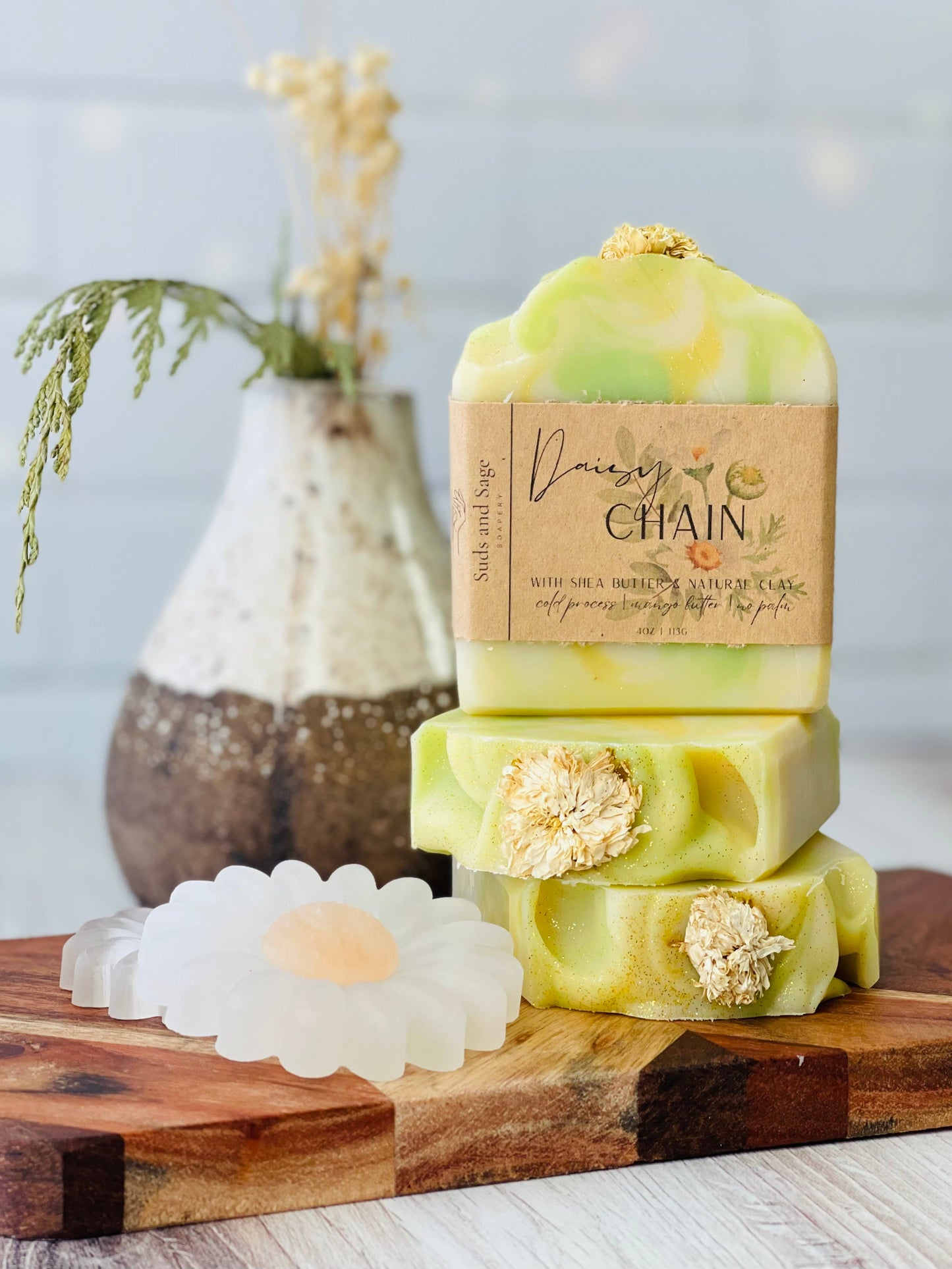 Daisy Chain: Full Bar
