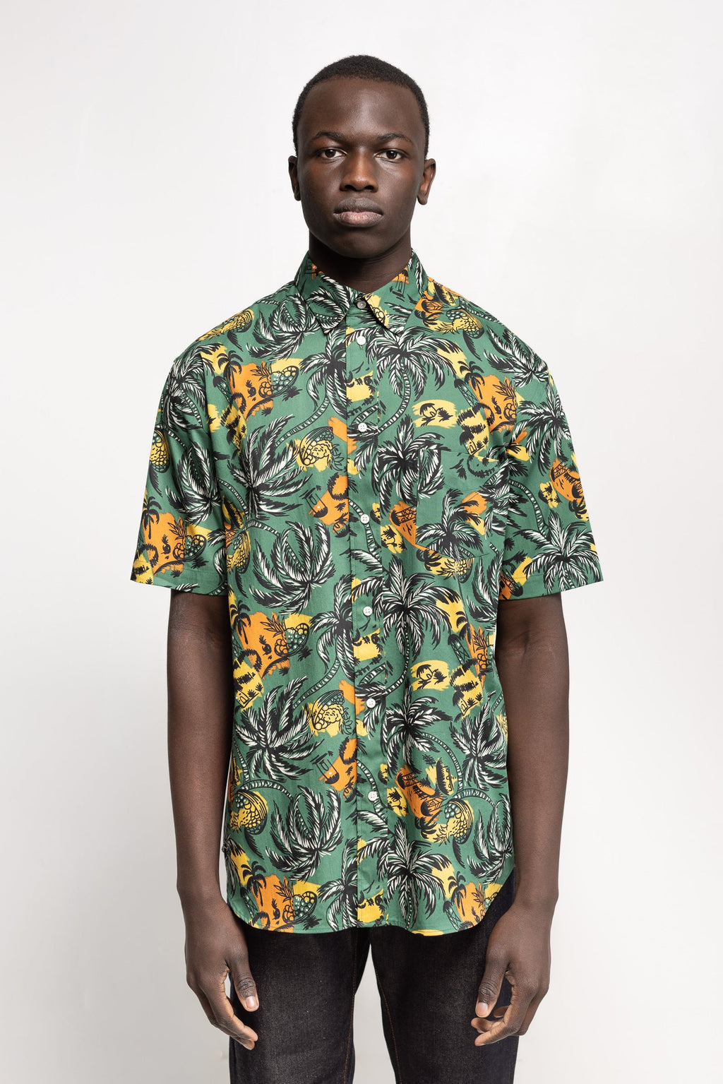 Shortsleeve Green Tropical Print