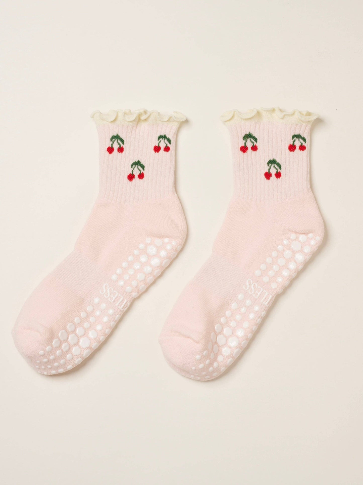 🍒 Cherry Ruffle Grip Sock - baby pink