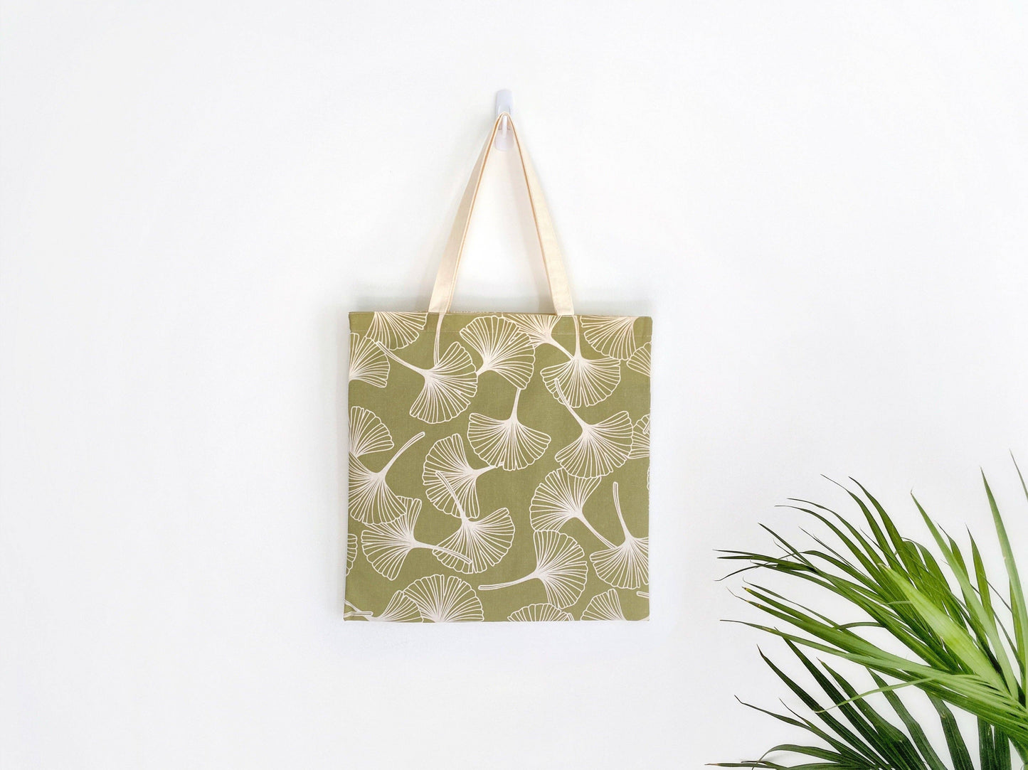 Green Ginkgo Leaves Tote Bag