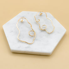 Load image into Gallery viewer, Ever Earrings
